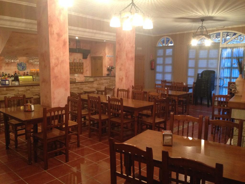 Hostal D'Ernes Alcala del Jucar Exteriér fotografie