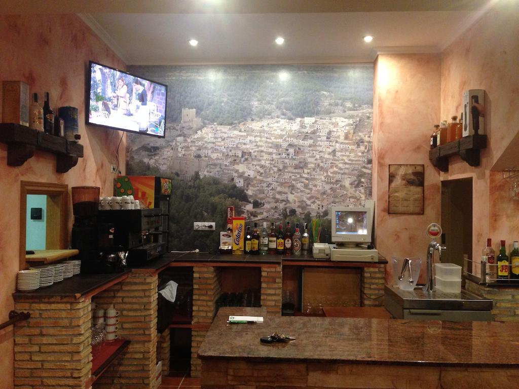 Hostal D'Ernes Alcala del Jucar Exteriér fotografie