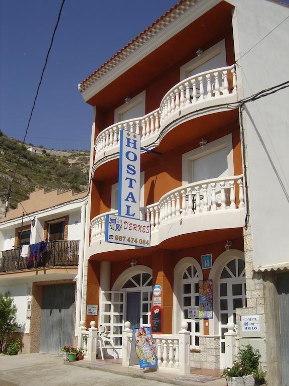 Hostal D'Ernes Alcala del Jucar Exteriér fotografie